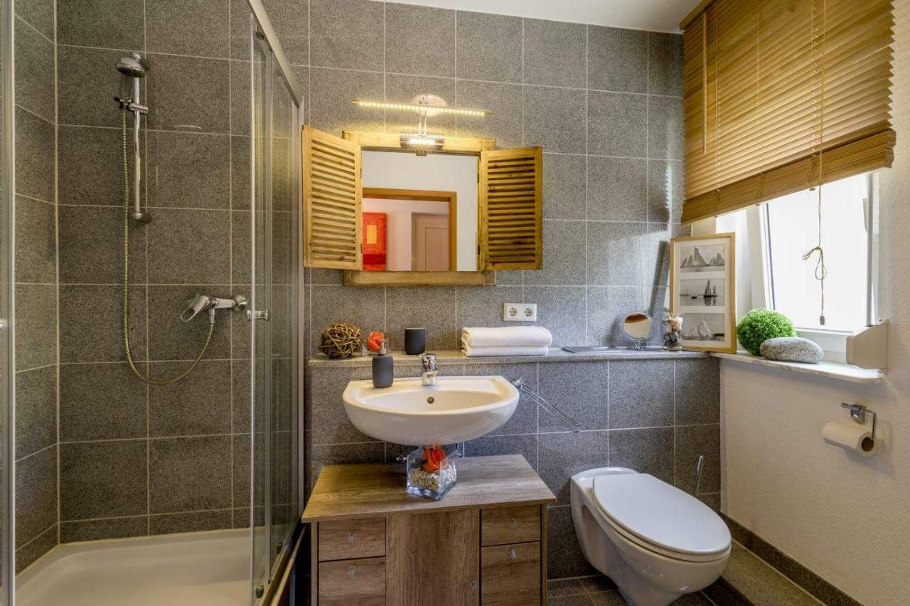 Auszeit - Art & Design Ferienapartment Bad Endbach Exteriör bild